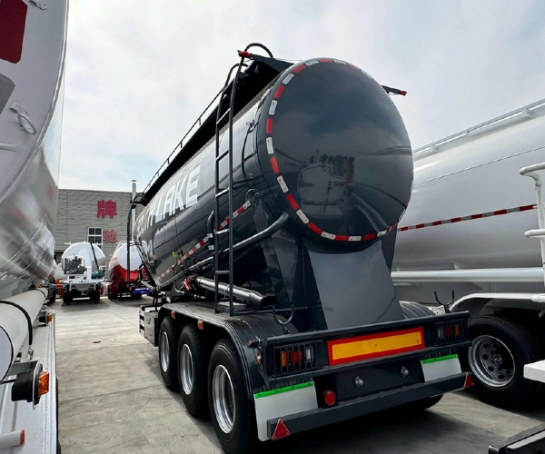 cement trailer (1).png