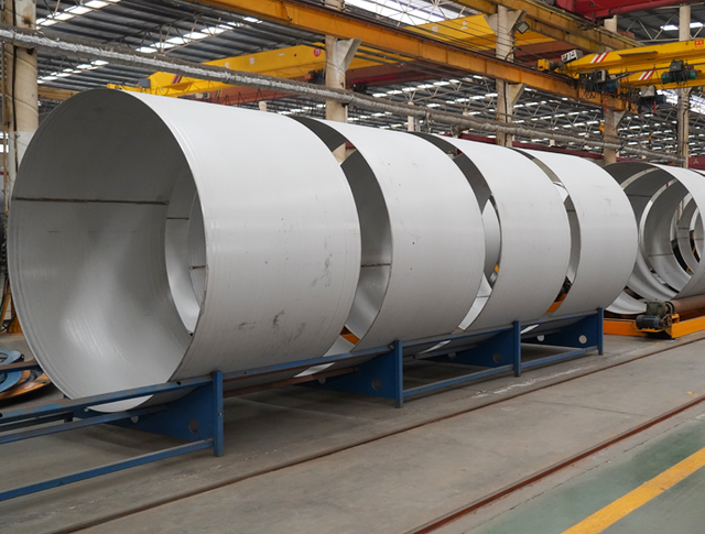 Robotic Automatic Welding Line in Factory