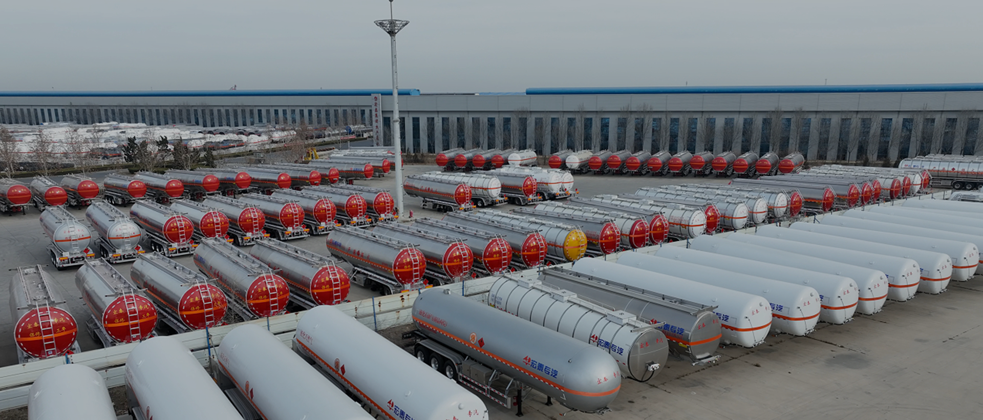 Carbon Steel Tank Semi Trailer for global service