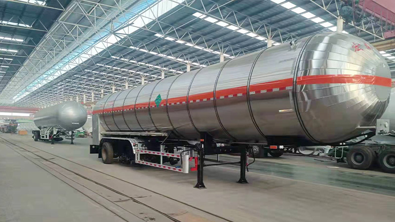 CO₂ Tank Semi-trailers