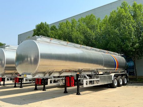 news_main_image_46000Liters-fuel-tanker-semi-trailer1335148127072374962.jpg