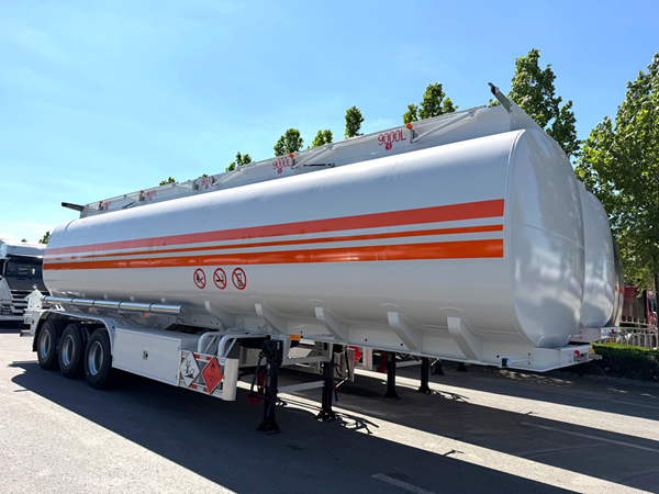 45,000 Liters Fuel Tanker Trailer For Sale in Mali